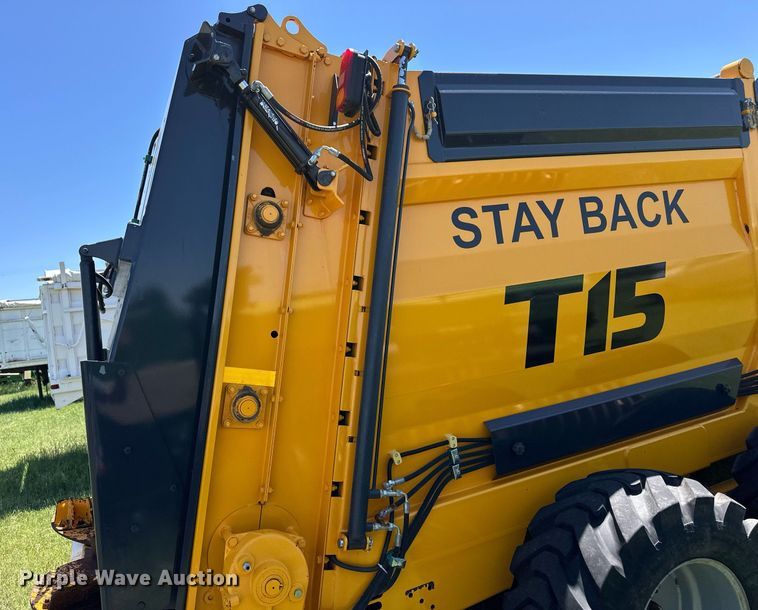 image for item EQ4778 2021 Terrakat T15 manure spreader