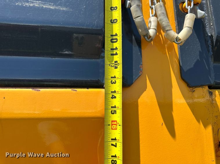 image for item EQ4778 2021 Terrakat T15 manure spreader