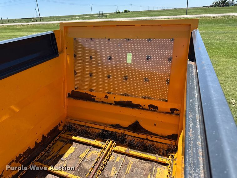 image for item EQ4778 2021 Terrakat T15 manure spreader