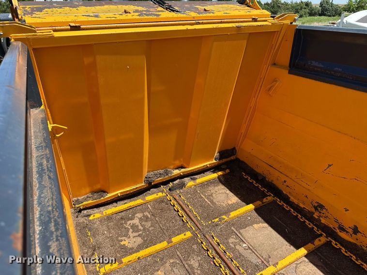 image for item EQ4778 2021 Terrakat T15 manure spreader