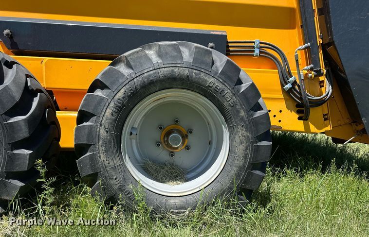 image for item EQ4778 2021 Terrakat T15 manure spreader