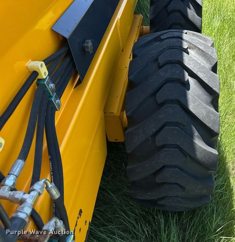 image for item EQ4778 2021 Terrakat T15 manure spreader