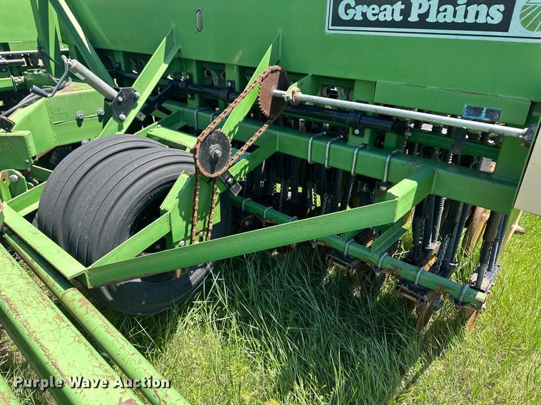 image for item EQ4779 Great Plains Full Press 30 HC grain drill