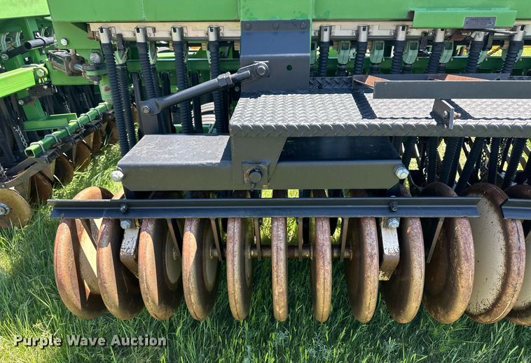 image for item EQ4779 Great Plains Full Press 30 HC grain drill