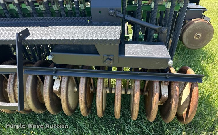 image for item EQ4779 Great Plains Full Press 30 HC grain drill