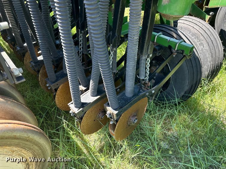 image for item EQ4779 Great Plains Full Press 30 HC grain drill