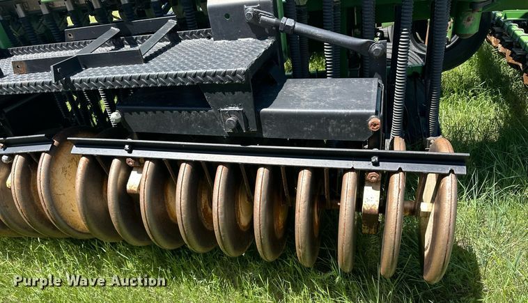 image for item EQ4779 Great Plains Full Press 30 HC grain drill