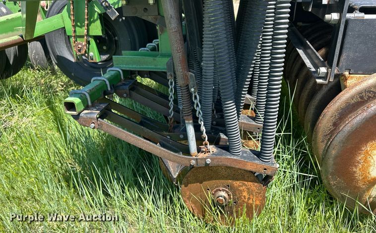 image for item EQ4779 Great Plains Full Press 30 HC grain drill