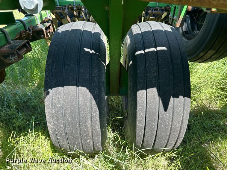 image for item EQ4779 Great Plains Full Press 30 HC grain drill