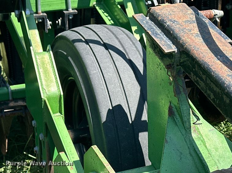 image for item EQ4779 Great Plains Full Press 30 HC grain drill