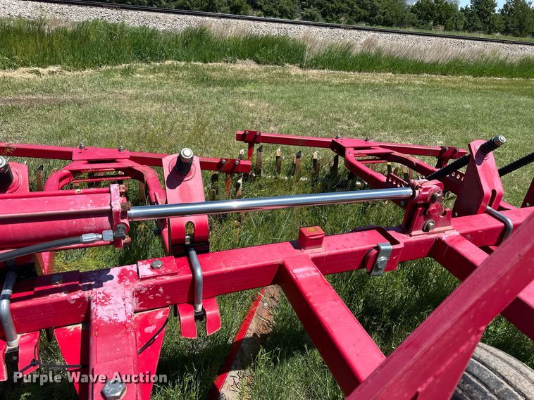 image for item EQ4782 Sunflower 3392 sweep plow