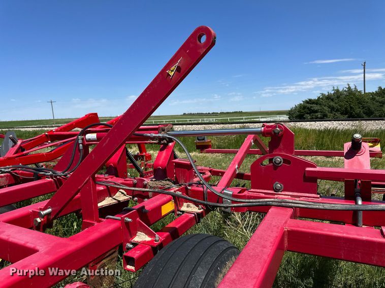 image for item EQ4782 Sunflower 3392 sweep plow