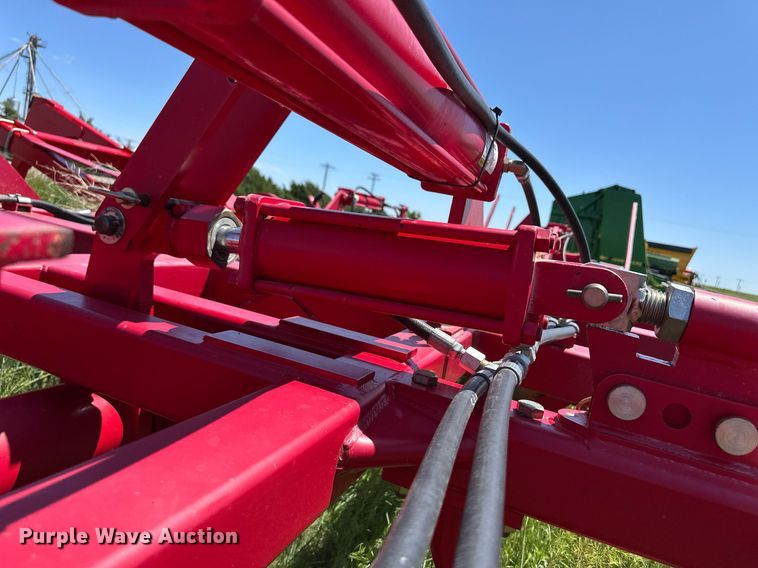 image for item EQ4782 Sunflower 3392 sweep plow