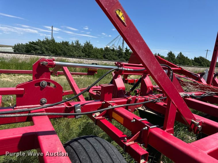image for item EQ4782 Sunflower 3392 sweep plow