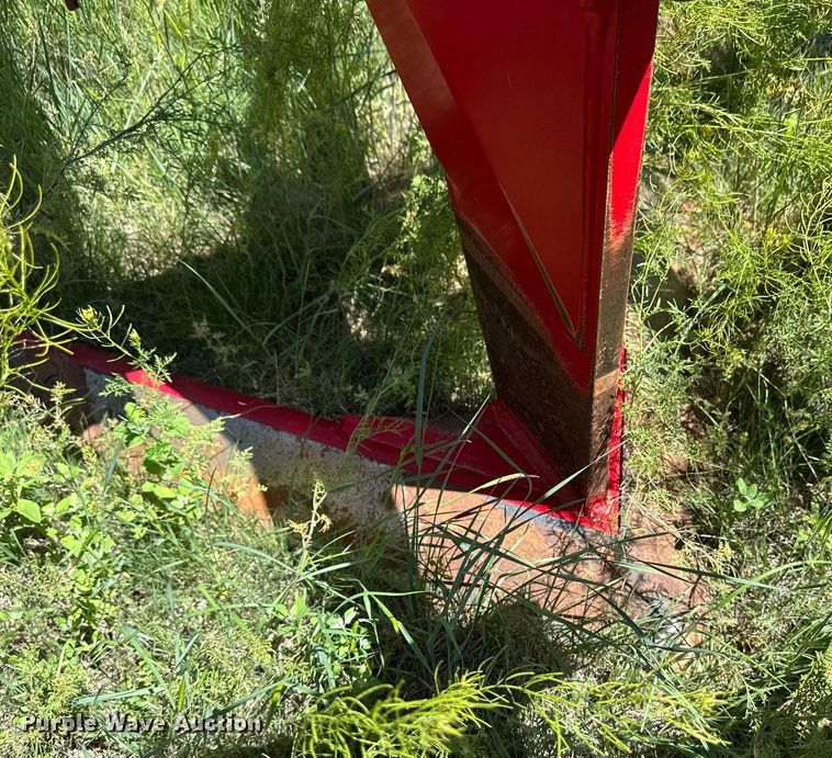 image for item EQ4782 Sunflower 3392 sweep plow