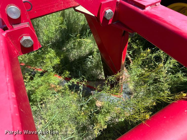 image for item EQ4782 Sunflower 3392 sweep plow