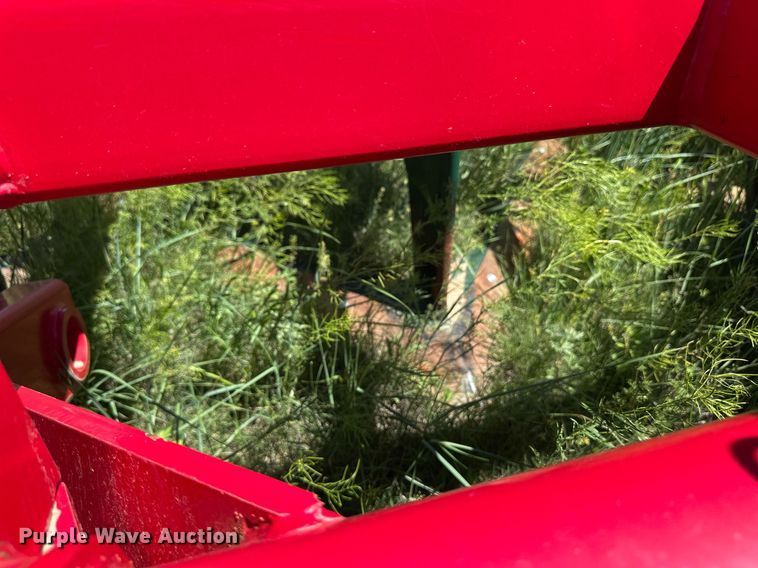 image for item EQ4782 Sunflower 3392 sweep plow