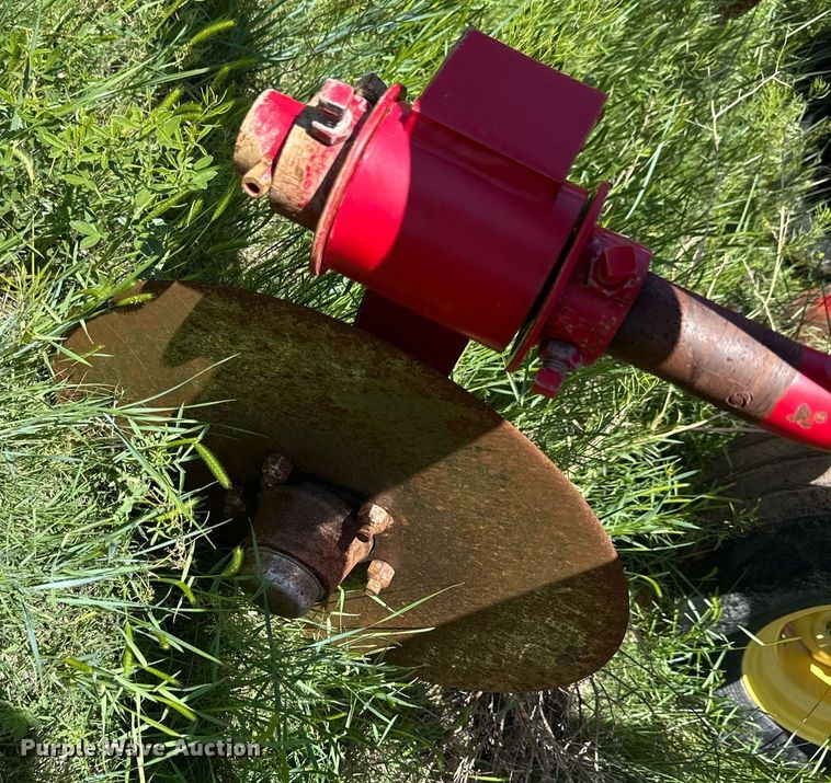 image for item EQ4782 Sunflower 3392 sweep plow