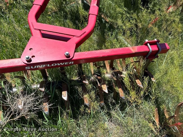 image for item EQ4782 Sunflower 3392 sweep plow