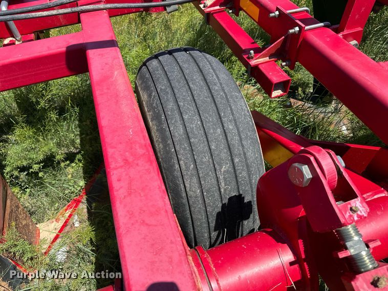 image for item EQ4782 Sunflower 3392 sweep plow