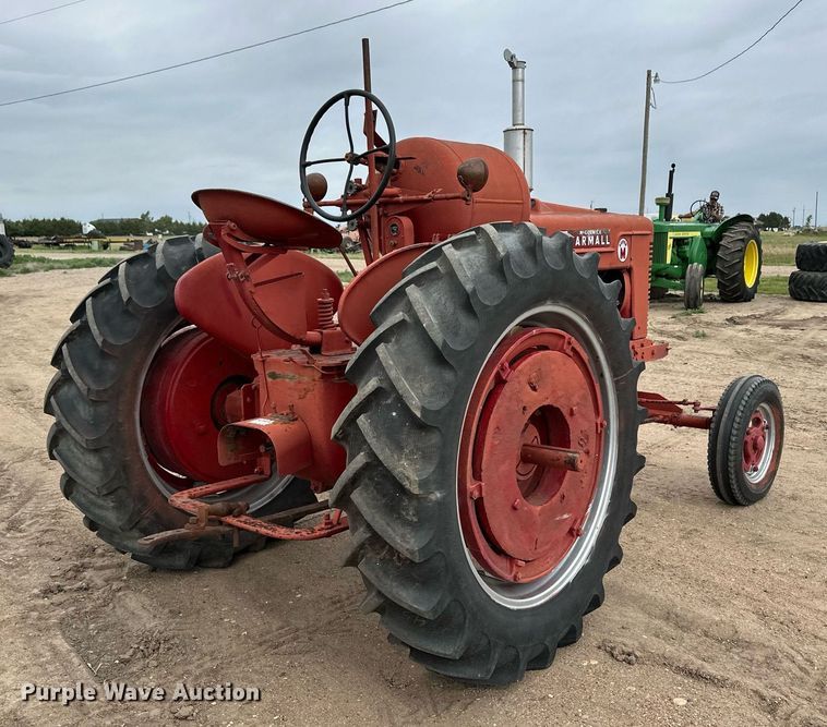image for item EQ4796 1952 International Harvester McCormick Farmall Super M tractor