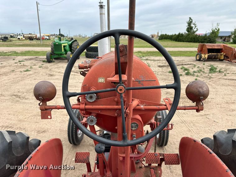 image for item EQ4796 1952 International Harvester McCormick Farmall Super M tractor