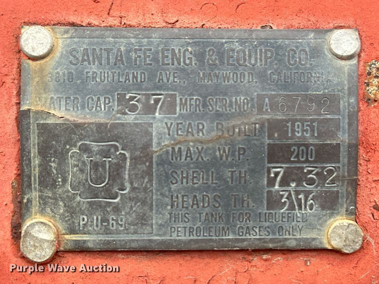 image for item EQ4796 1952 International Harvester McCormick Farmall Super M tractor