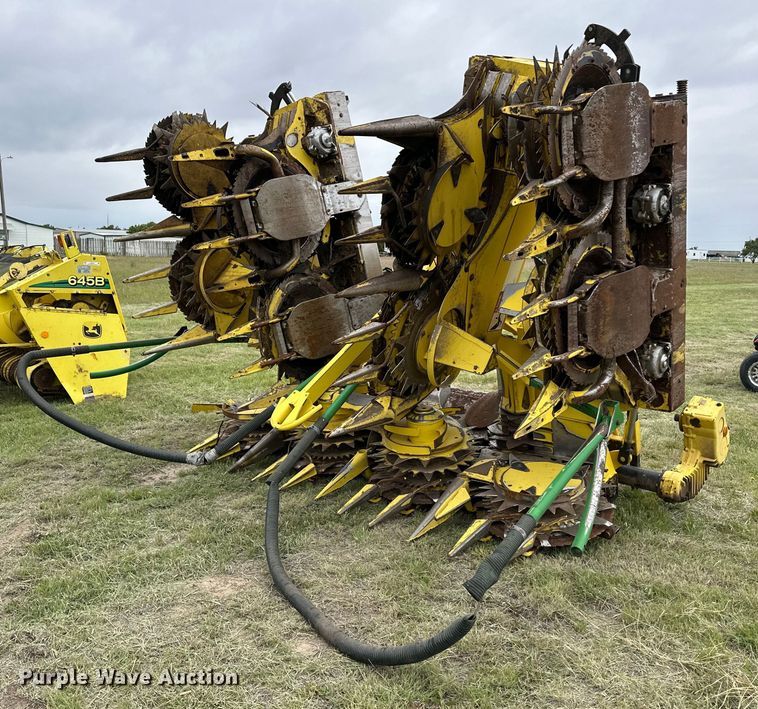 image for item EQ4798 John Deere rotary forage head