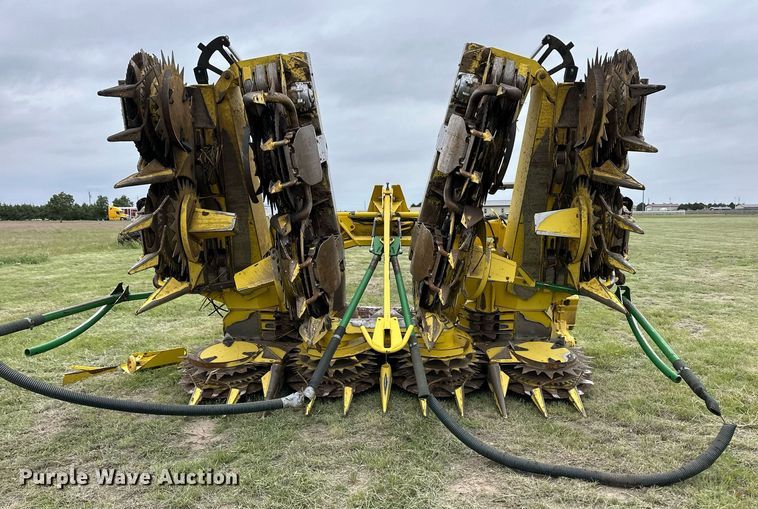 image for item EQ4798 John Deere rotary forage head