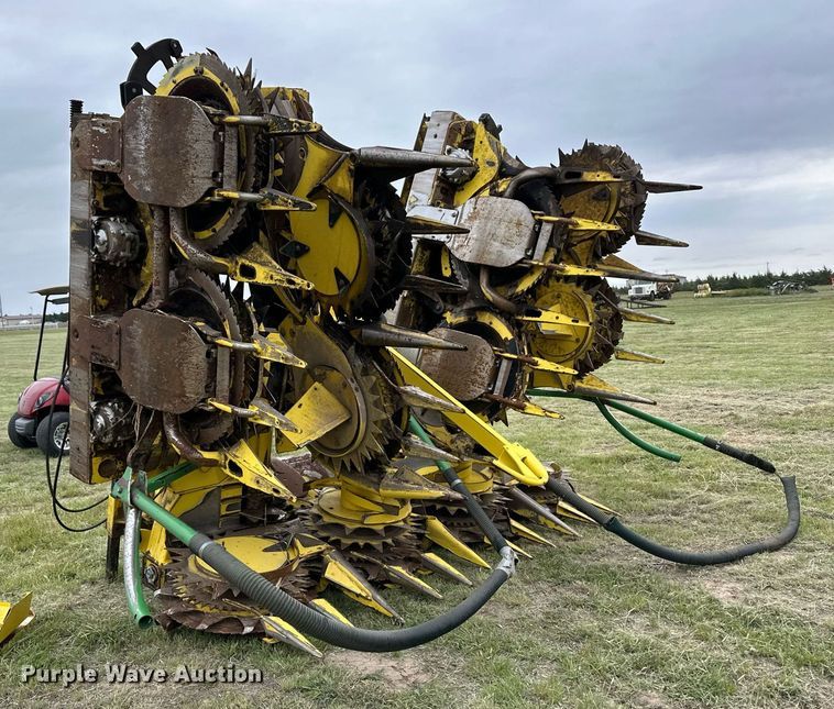 image for item EQ4798 John Deere rotary forage head