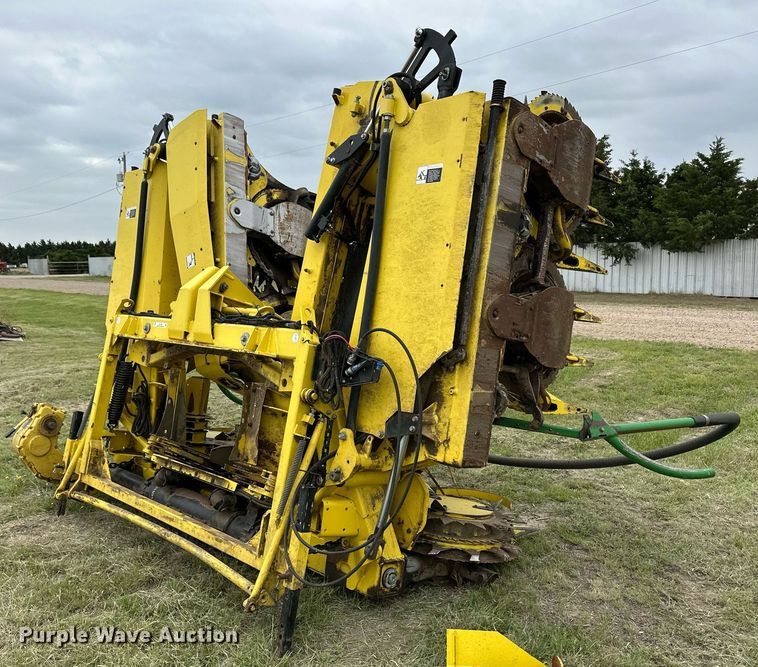 image for item EQ4798 John Deere rotary forage head