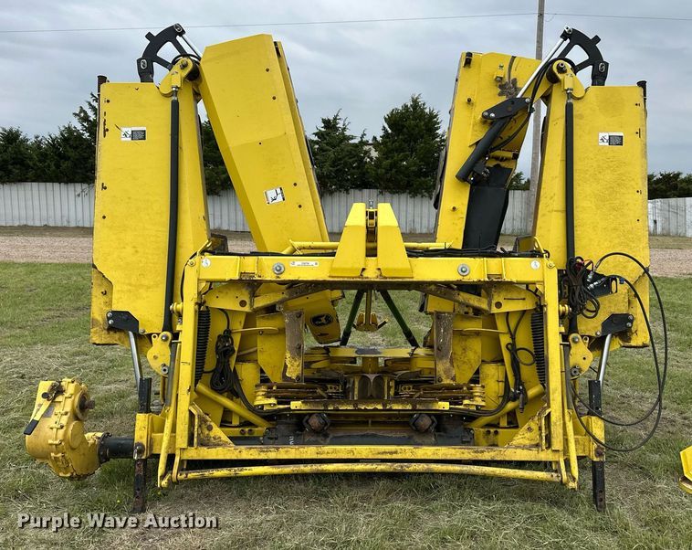 image for item EQ4798 John Deere rotary forage head