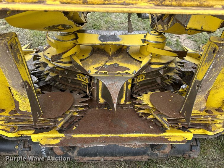 image for item EQ4798 John Deere rotary forage head