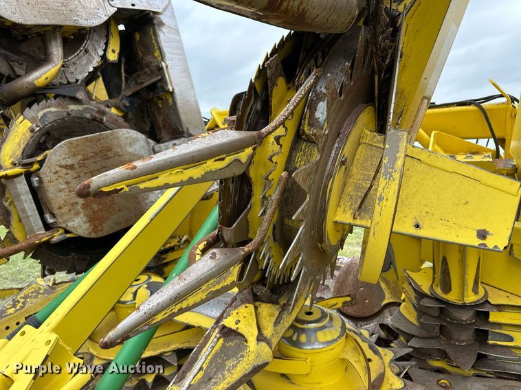 image for item EQ4798 John Deere rotary forage head