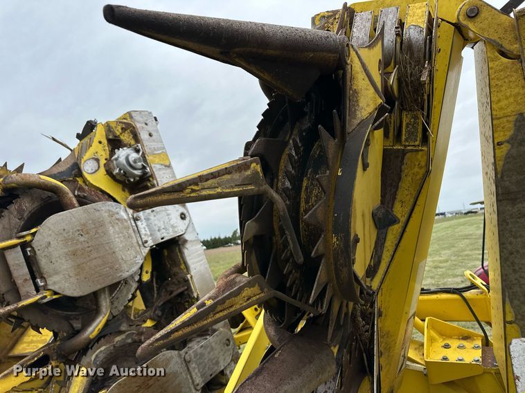 image for item EQ4798 John Deere rotary forage head