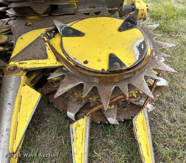 image for item EQ4798 John Deere rotary forage head
