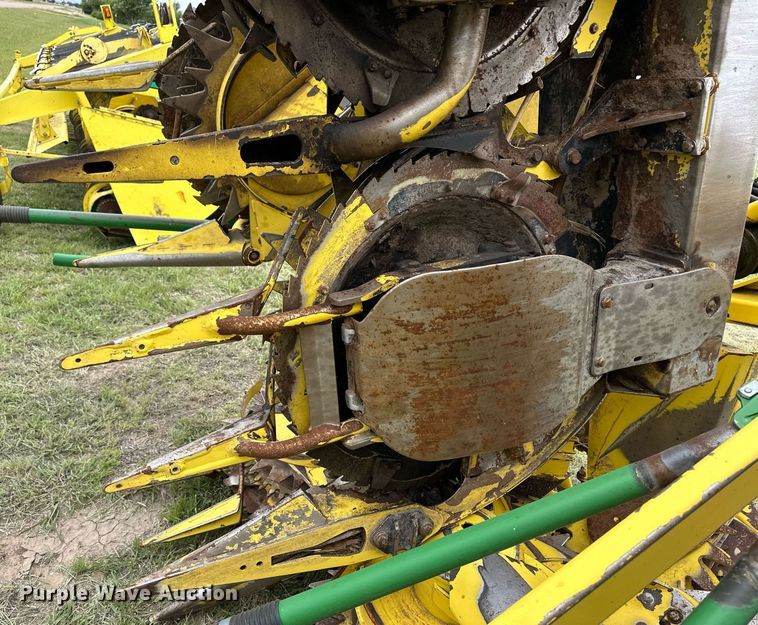 image for item EQ4798 John Deere rotary forage head