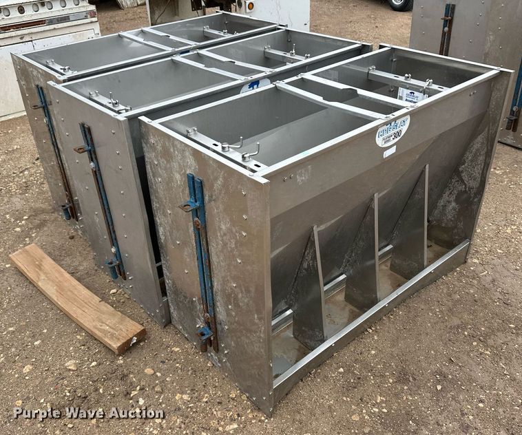 image for item EQ4802 (3) Hog Slat hog feeders