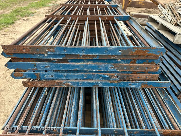 image for item EQ4812 (42) hog panels