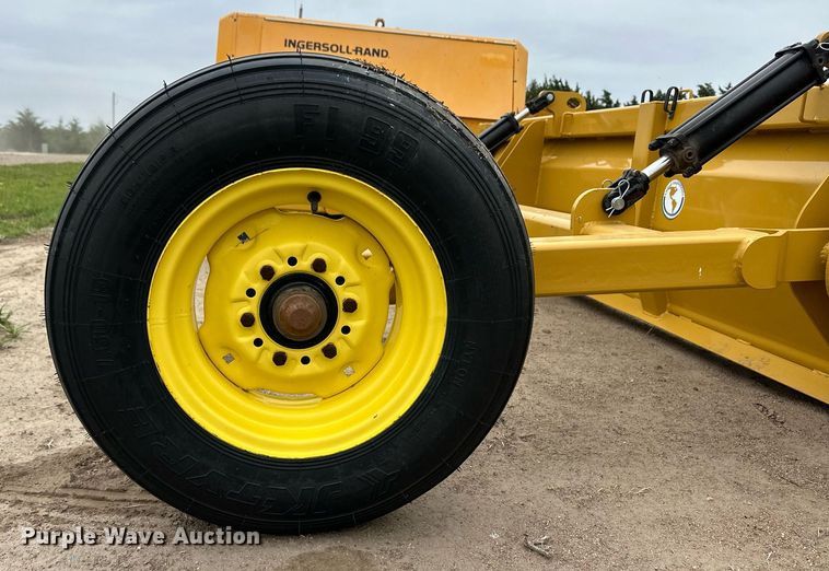 image for item EQ4813 United Implements 3658 box blade