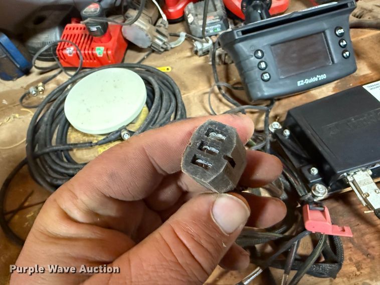 image for item EX9802 Case IH EZ-Guide 250 assisted steering system