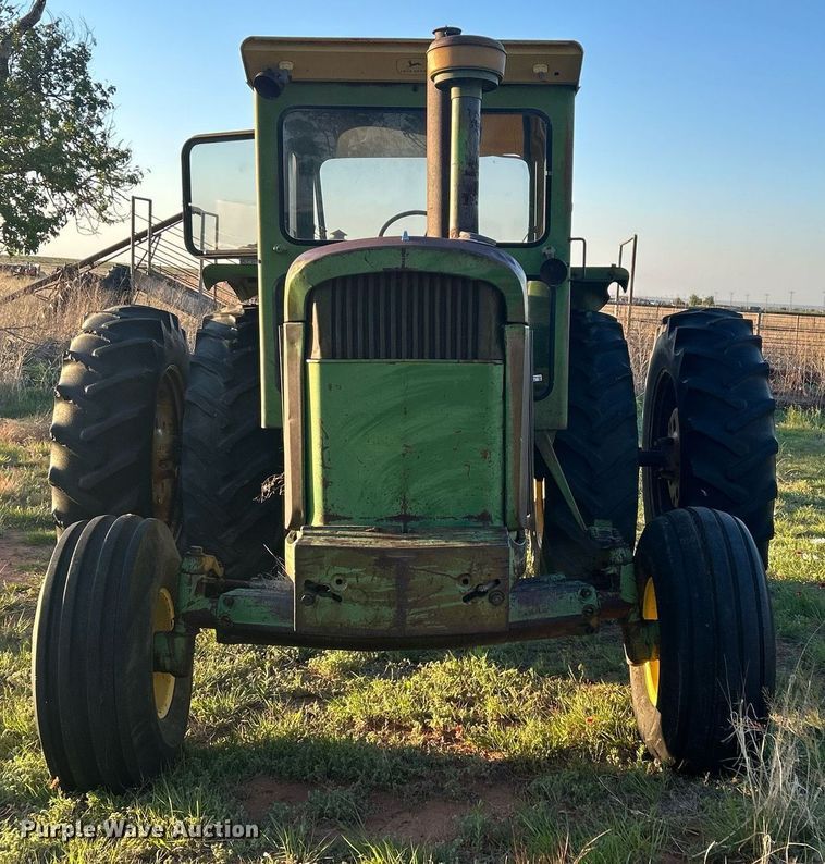 image for item EX9805 1968 John Deere 5020 tractor