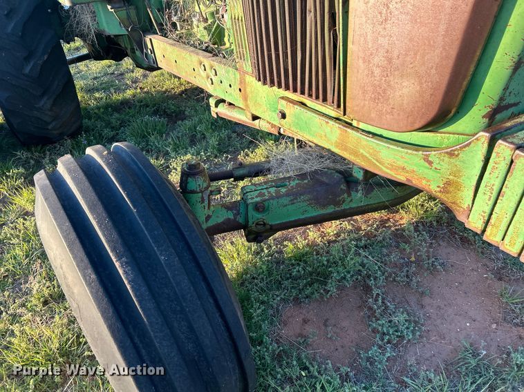 image for item EX9805 1968 John Deere 5020 tractor