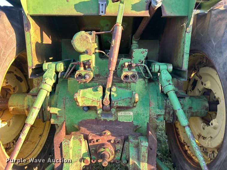 image for item EX9805 1968 John Deere 5020 tractor