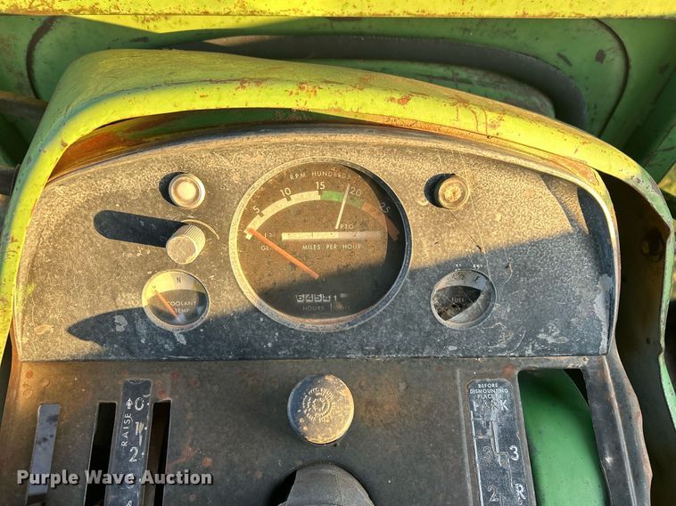 image for item EX9805 1968 John Deere 5020 tractor