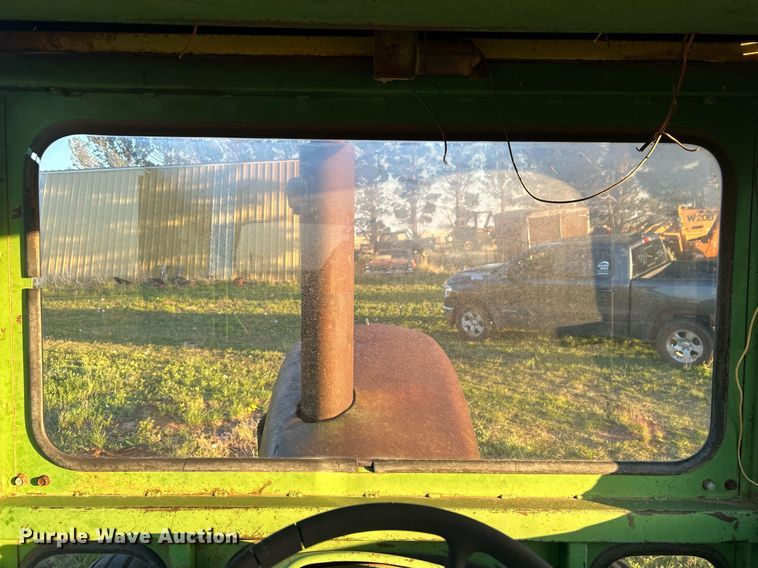 image for item EX9805 1968 John Deere 5020 tractor