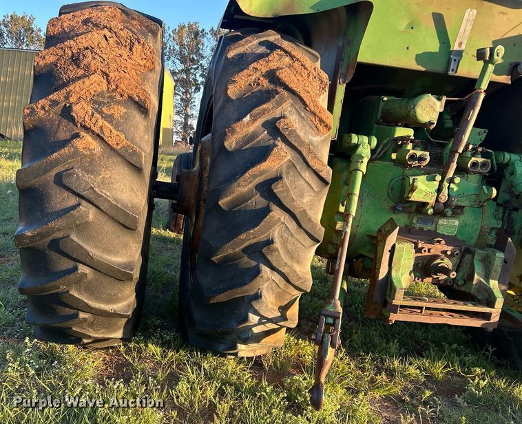 image for item EX9805 1968 John Deere 5020 tractor