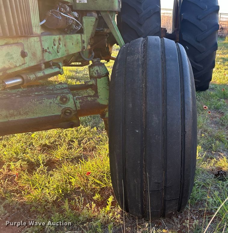 image for item EX9805 1968 John Deere 5020 tractor