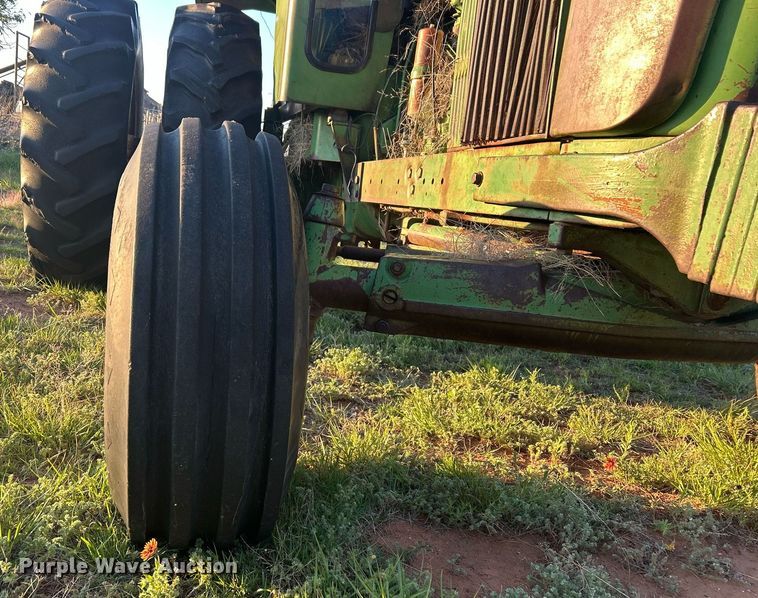 image for item EX9805 1968 John Deere 5020 tractor