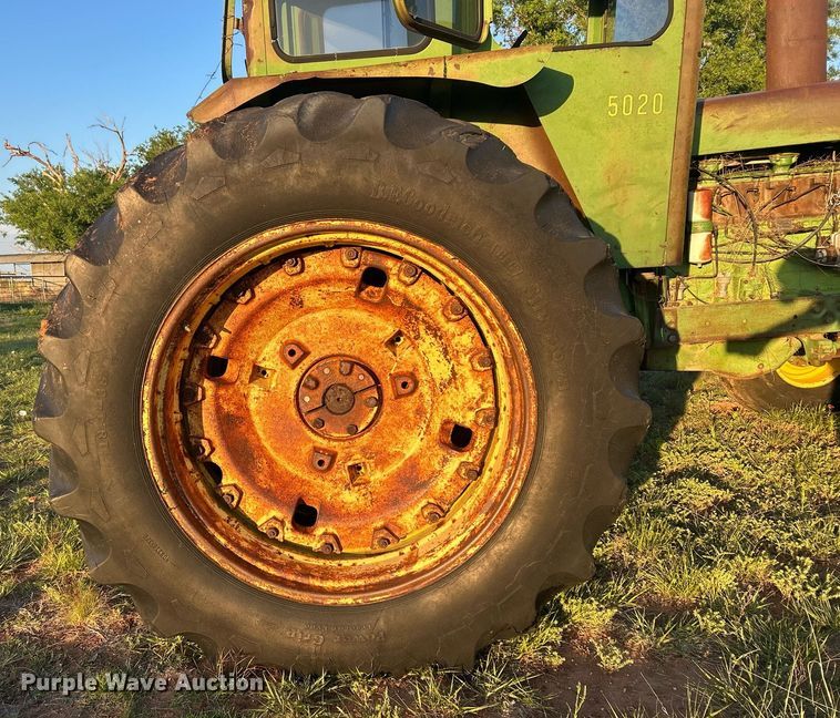 image for item EX9805 1968 John Deere 5020 tractor